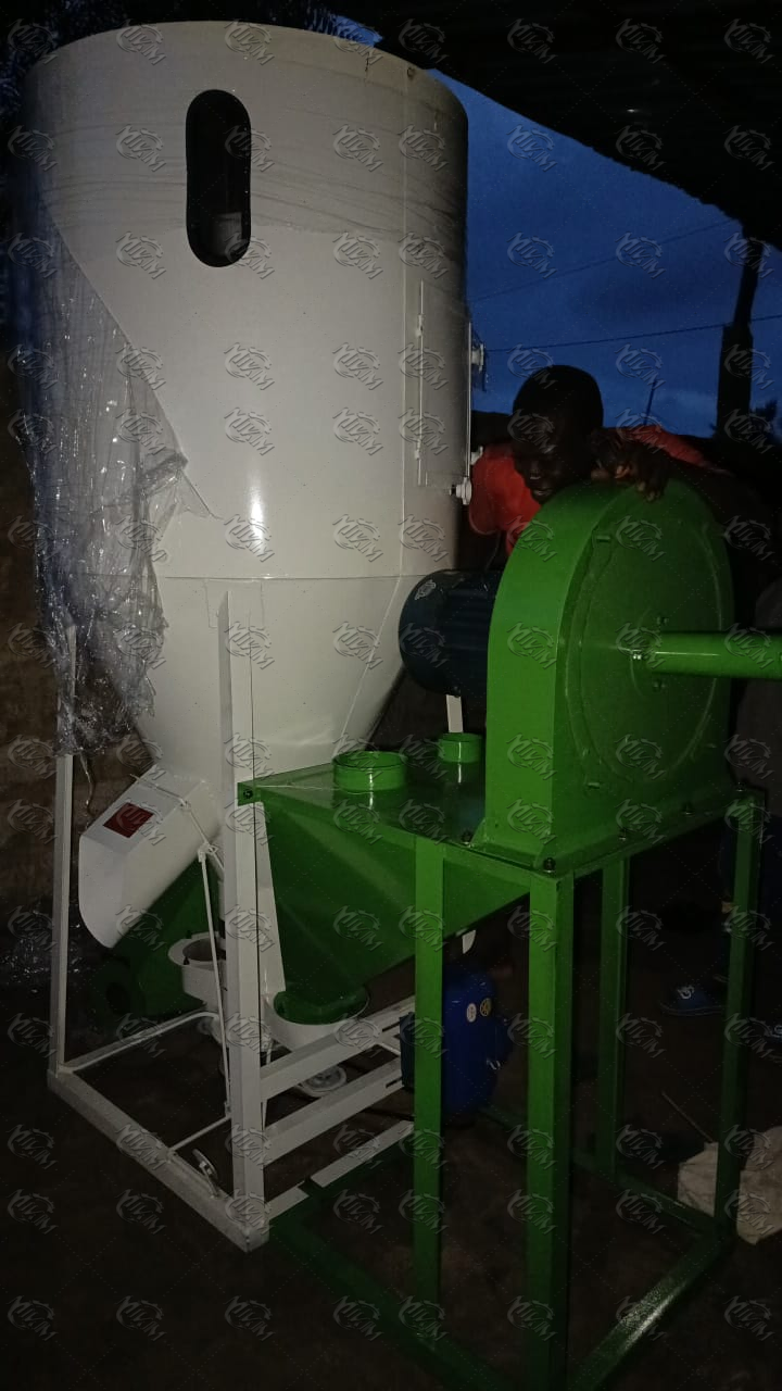 최신 회사 사례 Nigeria Customer Case: 300–350 kg/h Dry Type floating fish feed pellet extruder machine Successfully Delivered
