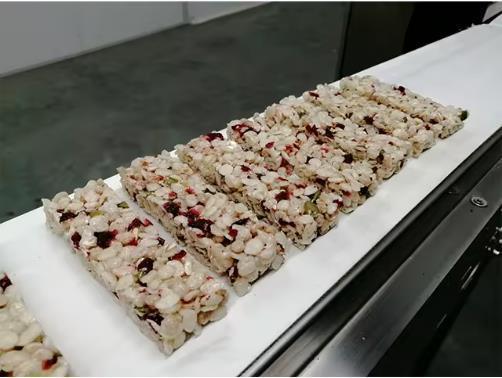 고효율 바삭한 팽창 스낵 구운 보리 시리얼 바 기계